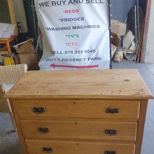 www.vuyanitrans.co.za/product/oak-chest-of-drawers