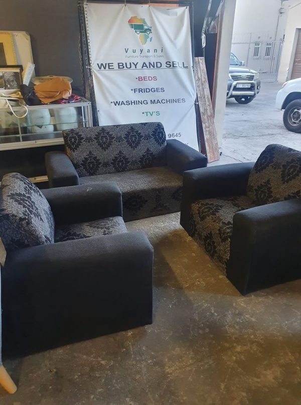 www.vuyanitrans.co.za/product/3-pieces-couch