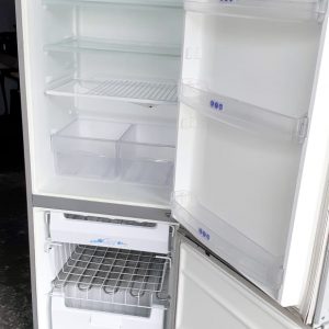 www.vuyanitrans.co.za/products/whirlpool-metallic-silver-fridge-freezer