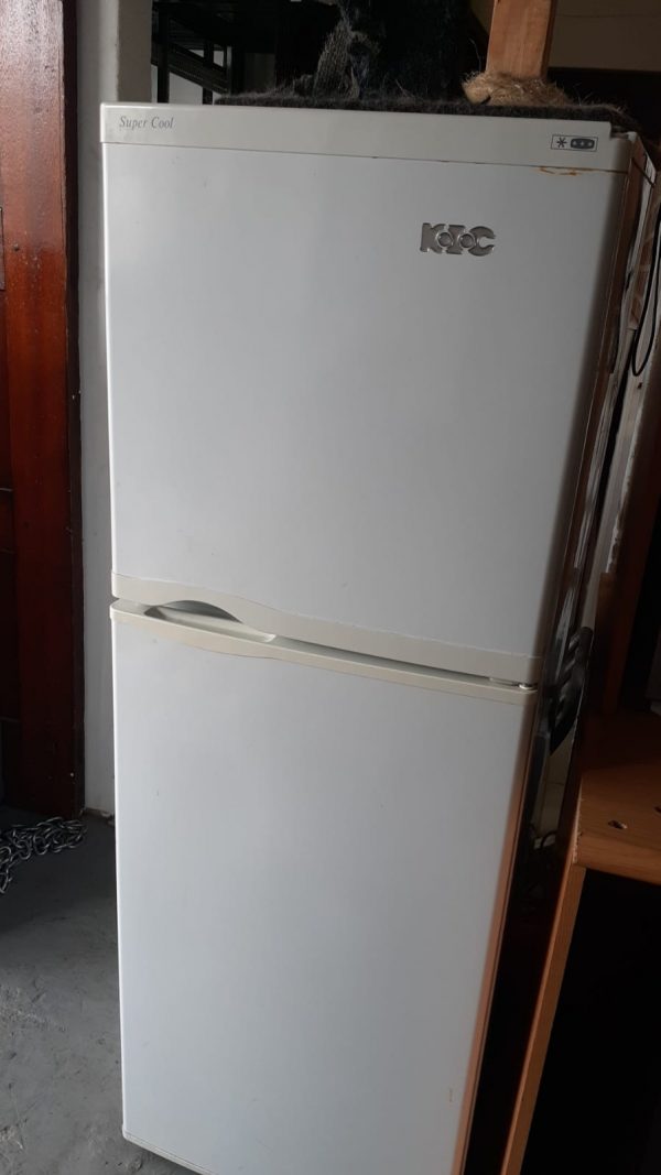www.vuyanitrans.co.za/products/white-kic-fridge-freezer