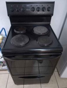 www.vuyanitrans.co.za/producsts/defy-kitchenaire-4plate-stove