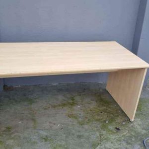 nitrans.co.za/products/large-beige-wooden-desk