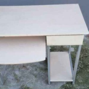 www.vuyanitrans.co.za/products/white-desk-with-drawer