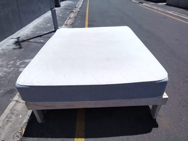 www.vuyanitrans.co.za/product/orthopaedic-queen-base-mattress