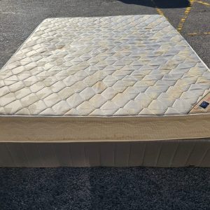 www.vuyanitrans.co.za/product/serapedic-queen-base-mattress